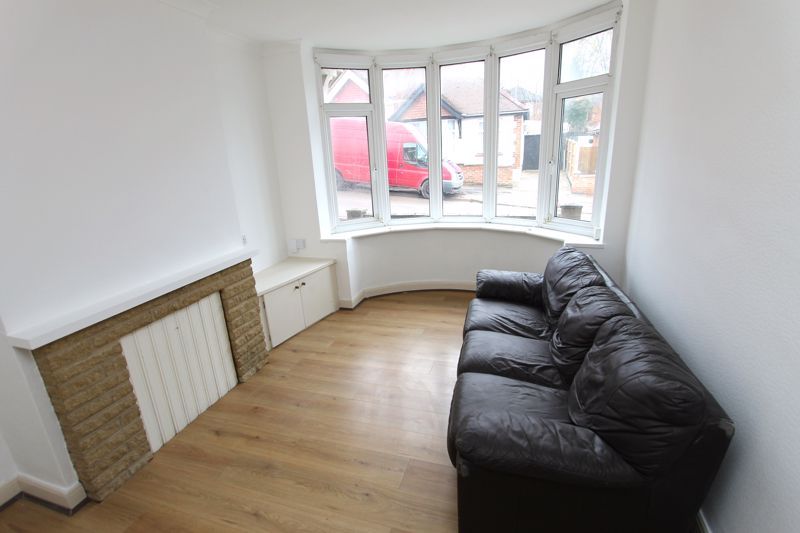 Property photo 3 of 9 Photo 3