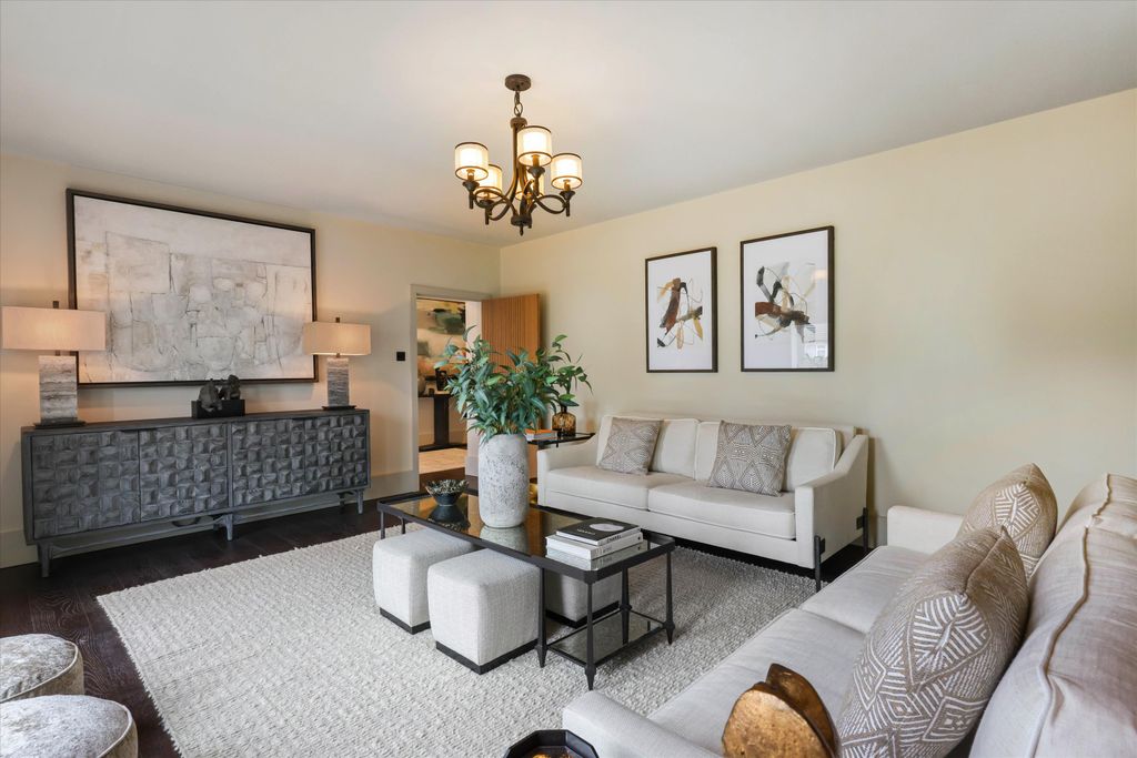 Property photo 3 of 30 Image