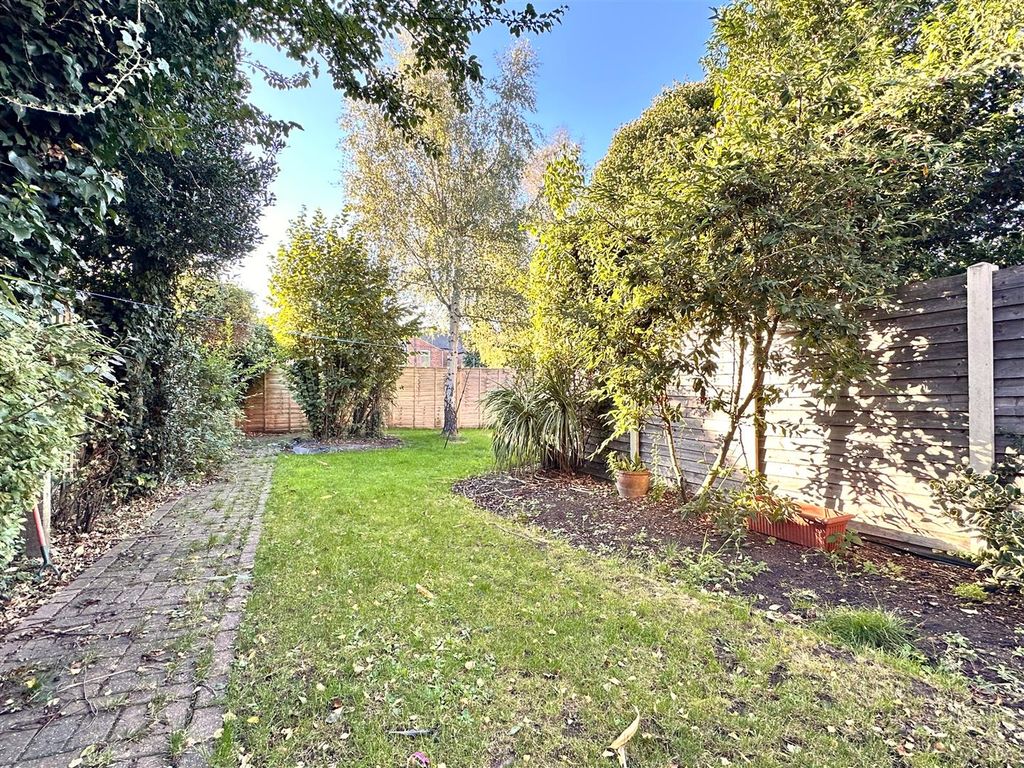 Property photo 3 of 17 Generous Rear Garden 358