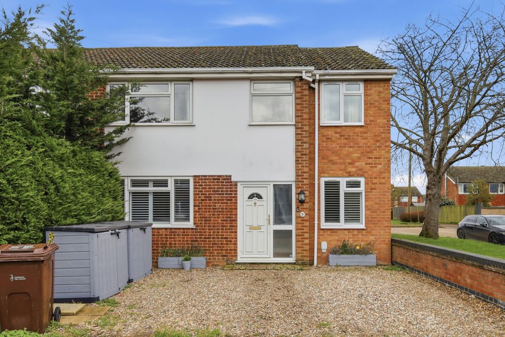 Property photo 1 of 25 Semi-Detached, Fordham, Co6 - Four Bed, Three Bath