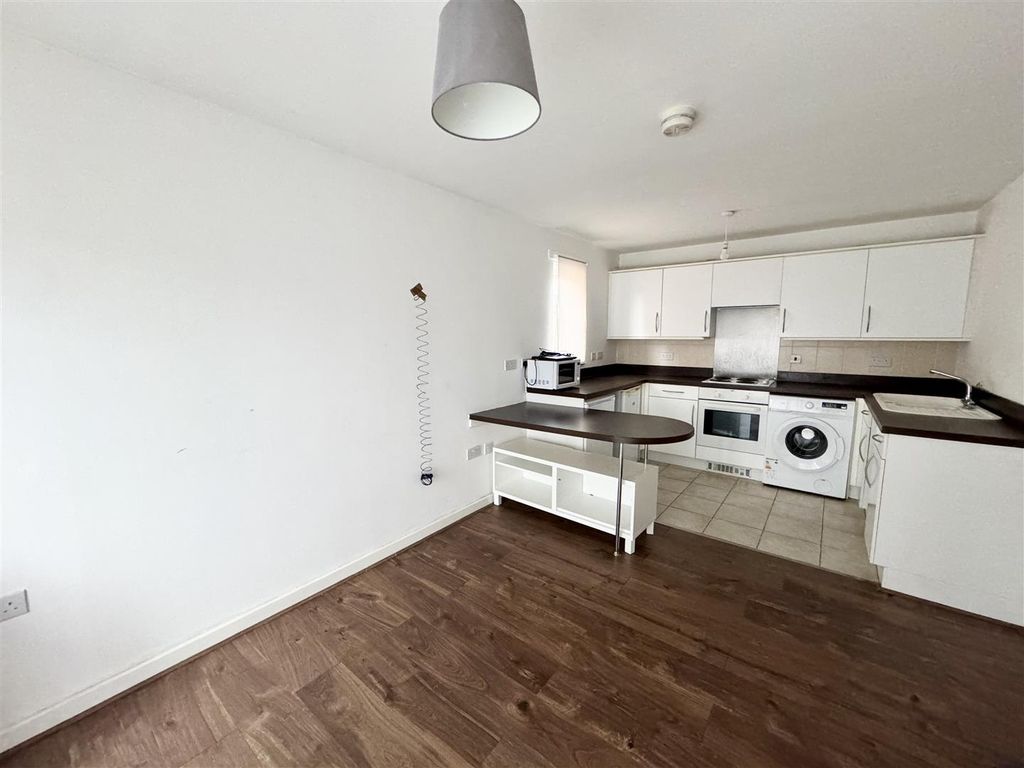 Property photo 2 of 3 Lounge Into Kitchen