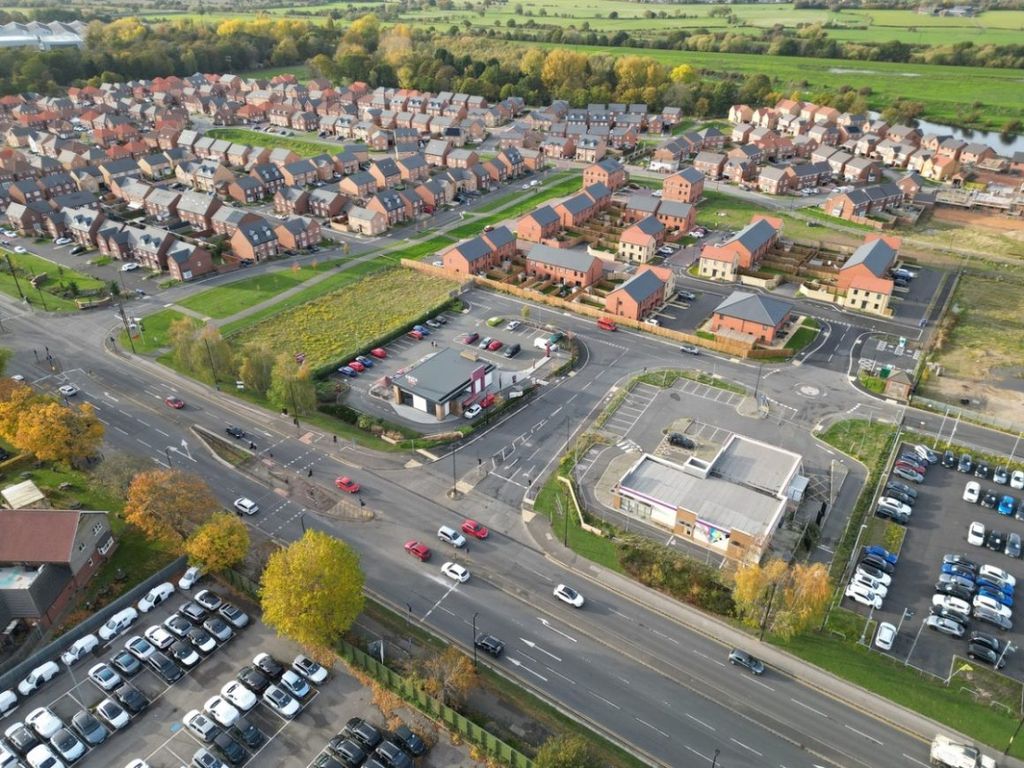 Property photo 3 of 3