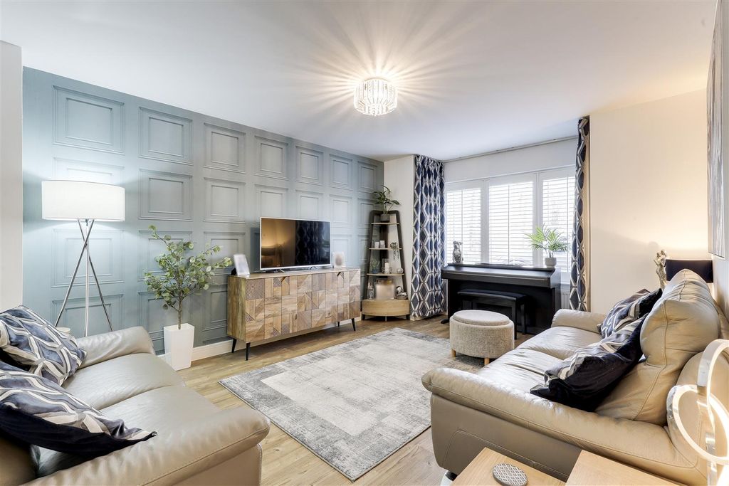 Property photo 2 of 23 1168.Jpg