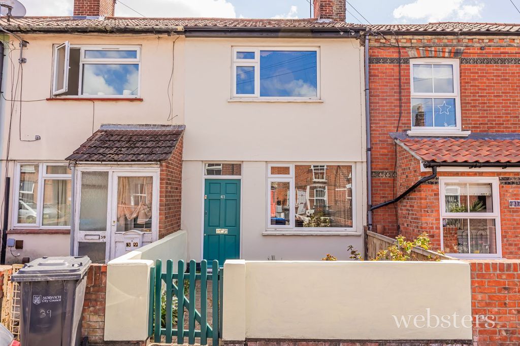 Property photo 1 of 15