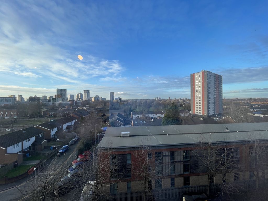 Property photo 2 of 9 Gallery