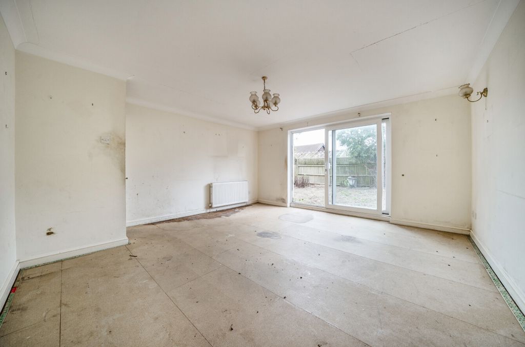 Property photo 2 of 22 1357697-7-68Ceb02...
