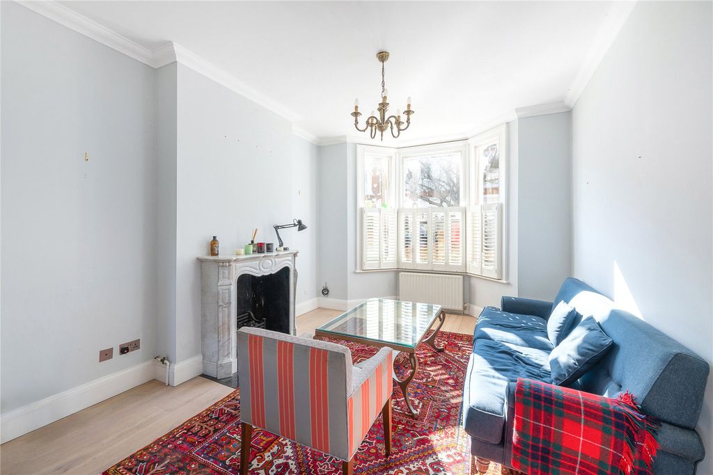 Property photo 3 of 16 Picture No. 25