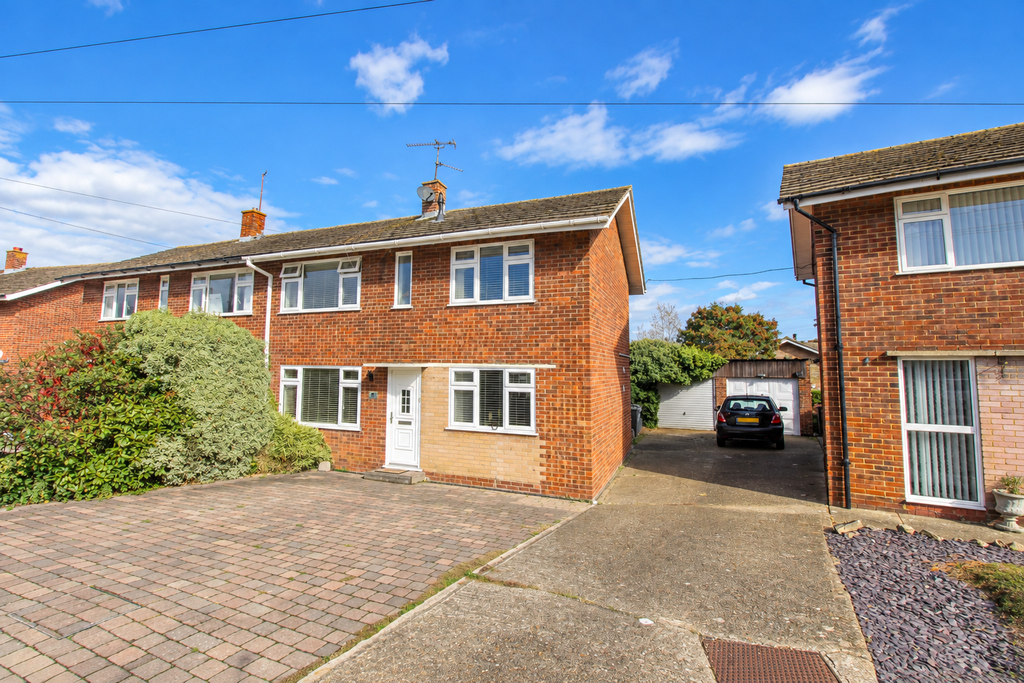 Property photo 1 of 11