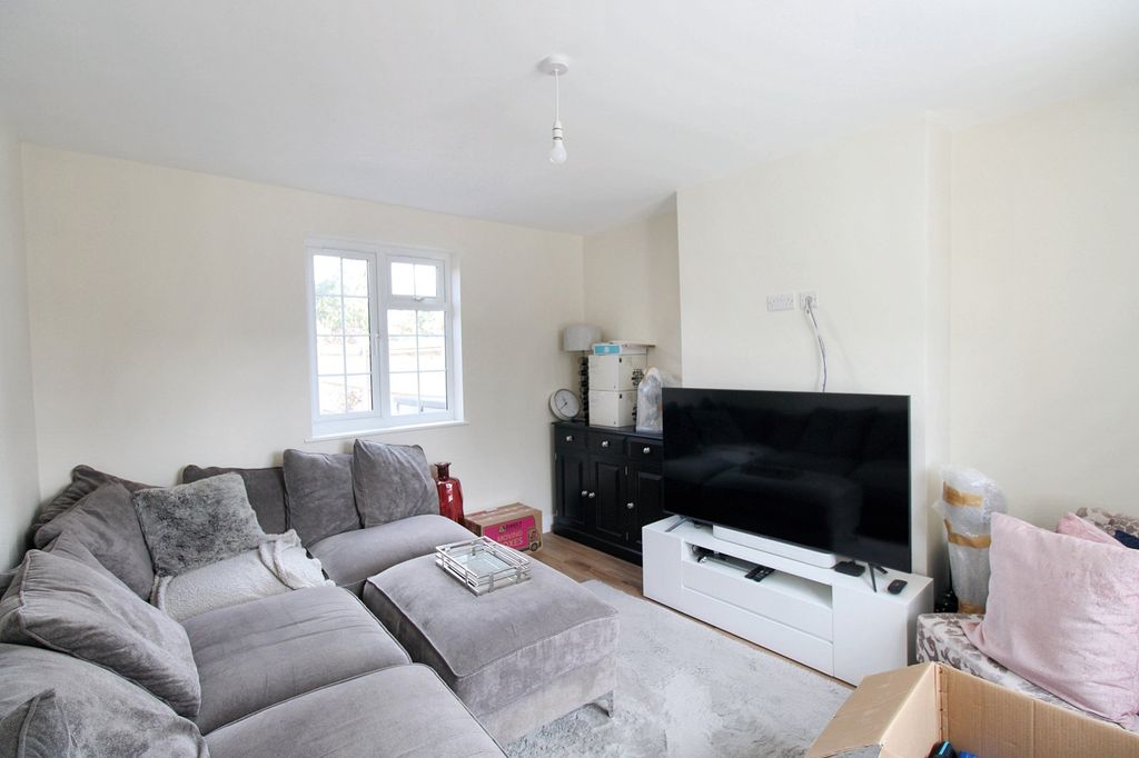 Property photo 3 of 7 Picture No. 04