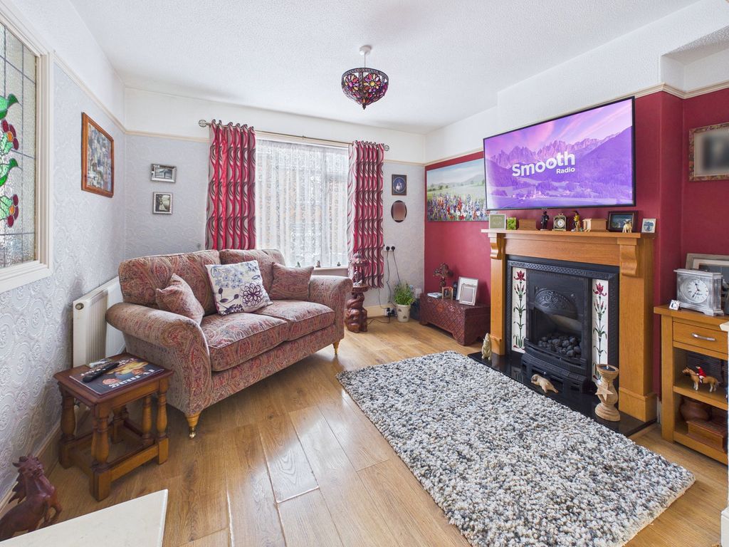 Property photo 2 of 16