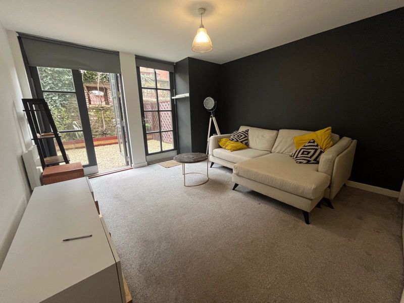 Property photo 3 of 19 Photo 16