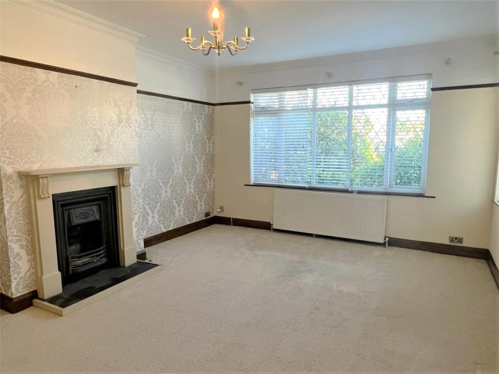 Property photo 3 of 13 Photo 2