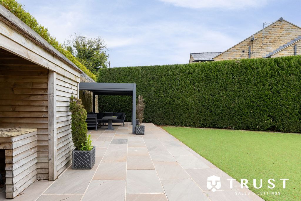 Additional image 77 of 6 bed detached house for saleStation Lane, Birkenshaw BD11