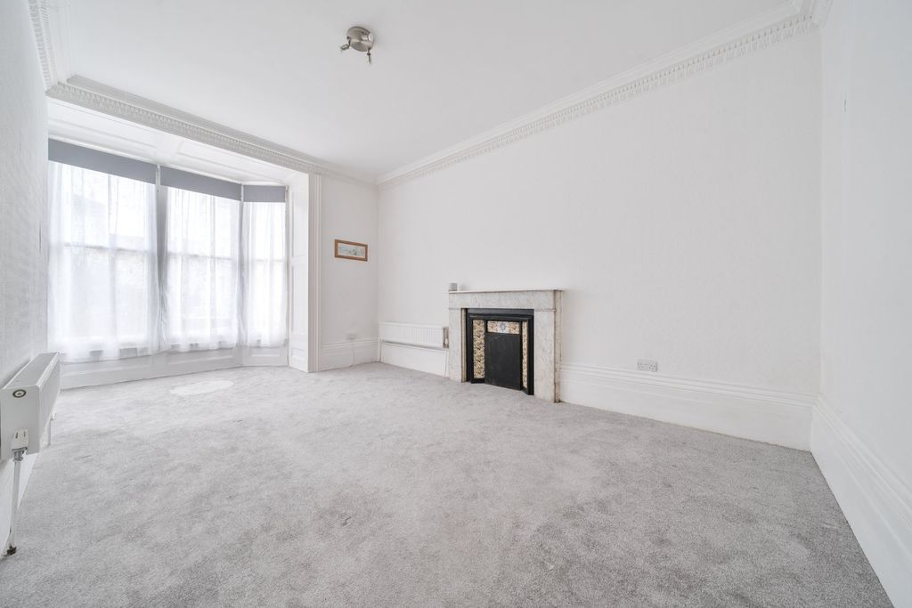 Property photo 3 of 10 Picture No. 07