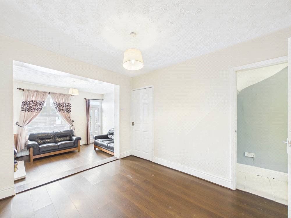 Property photo 2 of 15 Picture No. 36