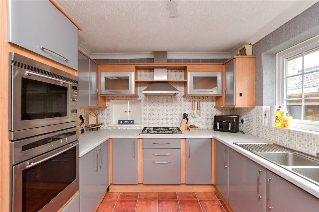 Property photo 1 of 14 Kitchen