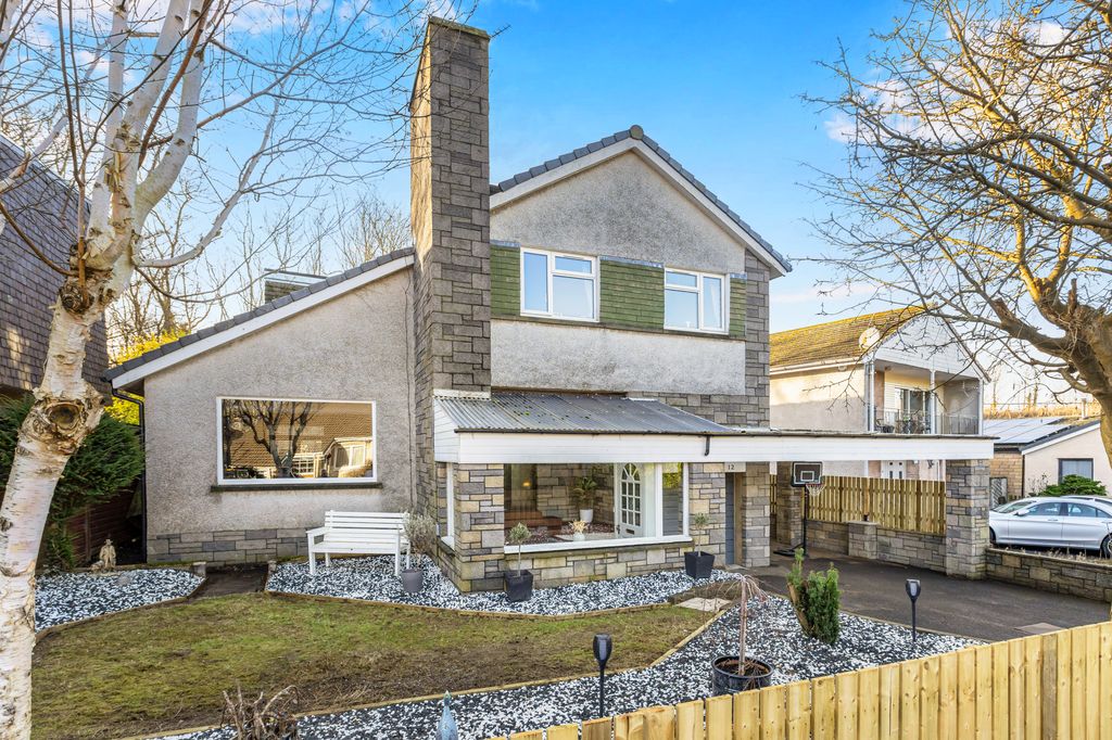 Property photo 1 of 31 Primary Property Image