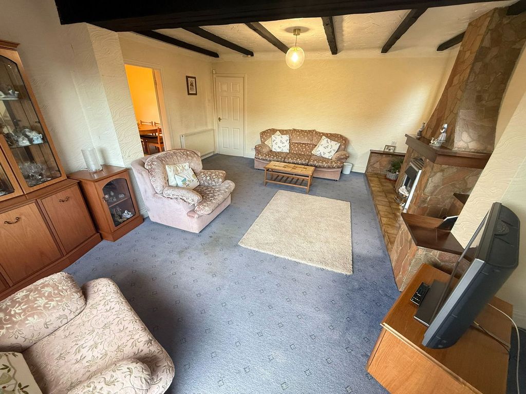 Property photo 3 of 22