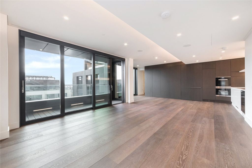 Property photo 1 of 20 Picture No. 22