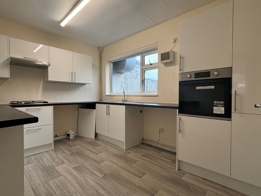 Property photo 2 of 7 Picture No. 04