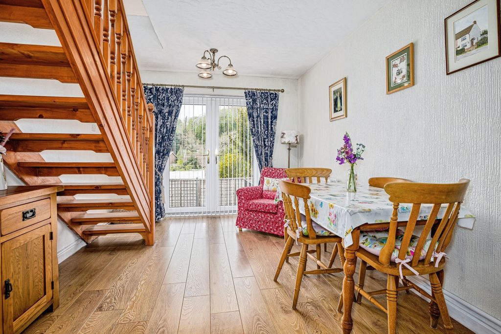 Additional image 7 of 3 bed semi-detached house for salePenygarreg Close, Pant, Oswestry, Shropshire SY10