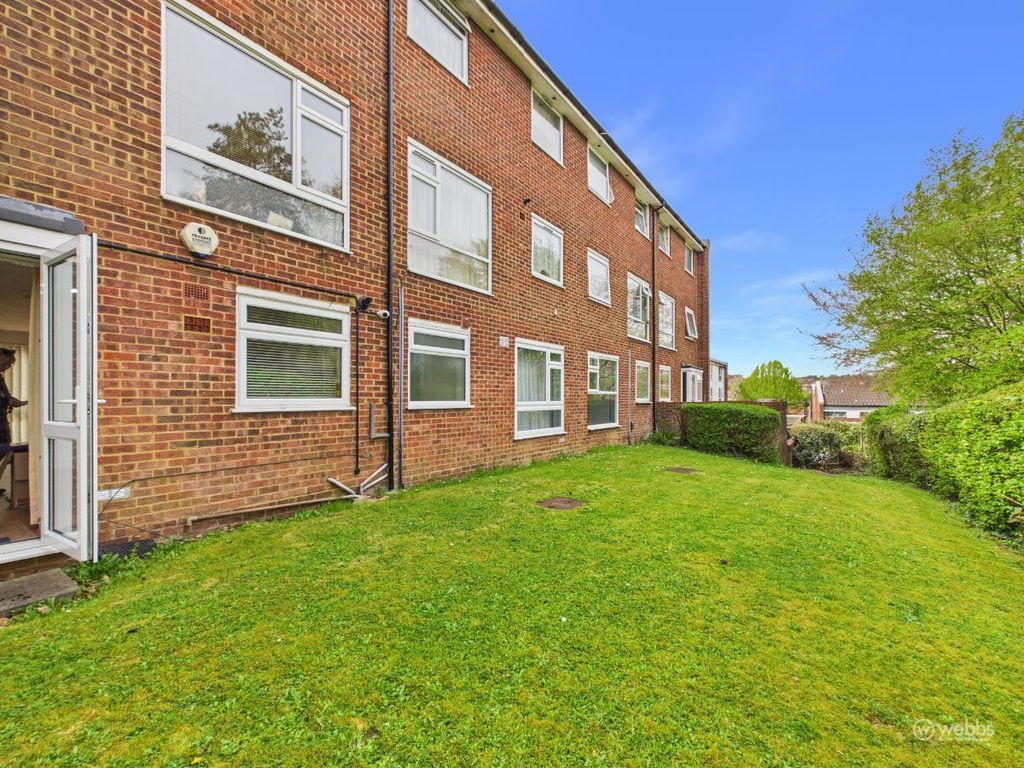 Property photo 2 of 10