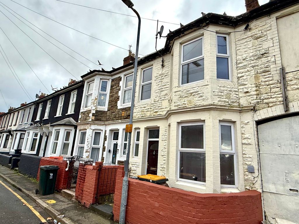 Property photo 1 of 19