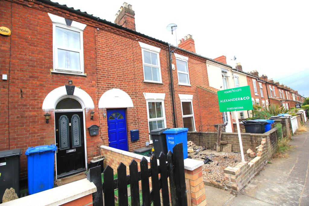 Property photo 1 of 8