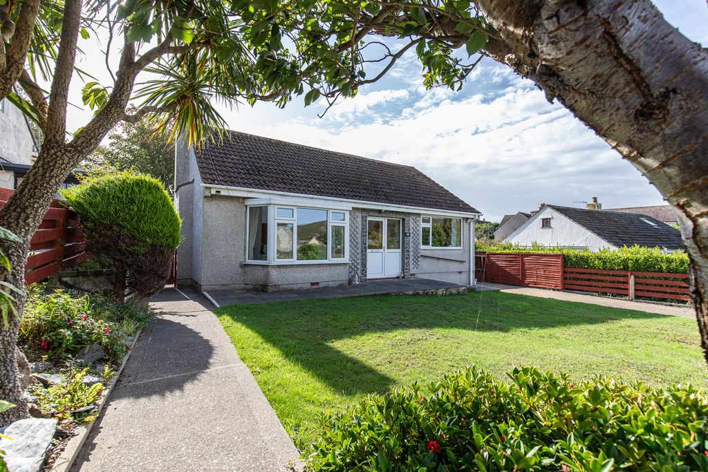 Property photo 3 of 32
