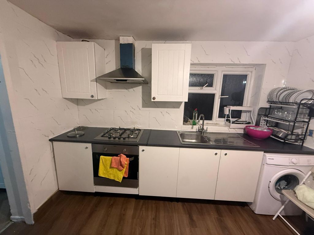 Property photo 2 of 2