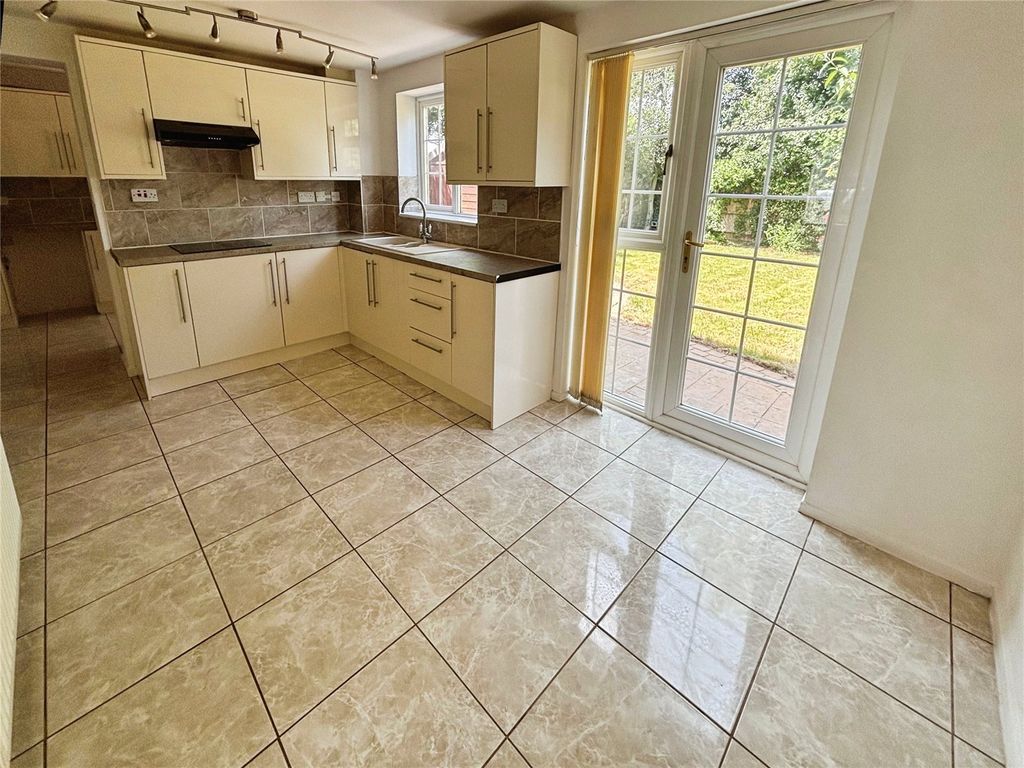 Property photo 2 of 17 Kitchen/Diner