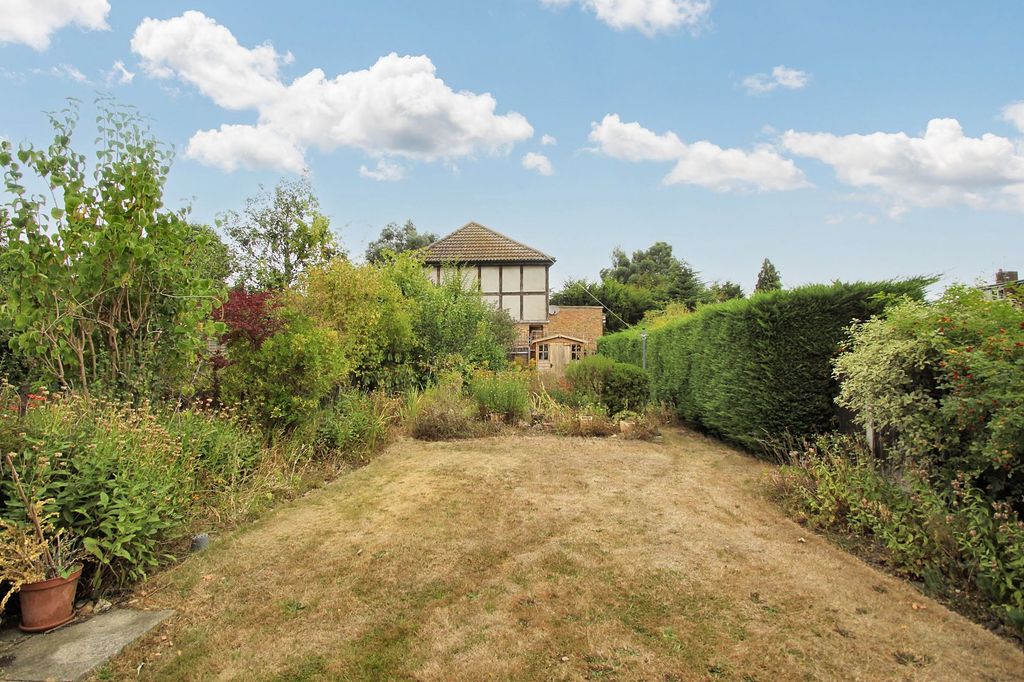Property photo 2 of 19