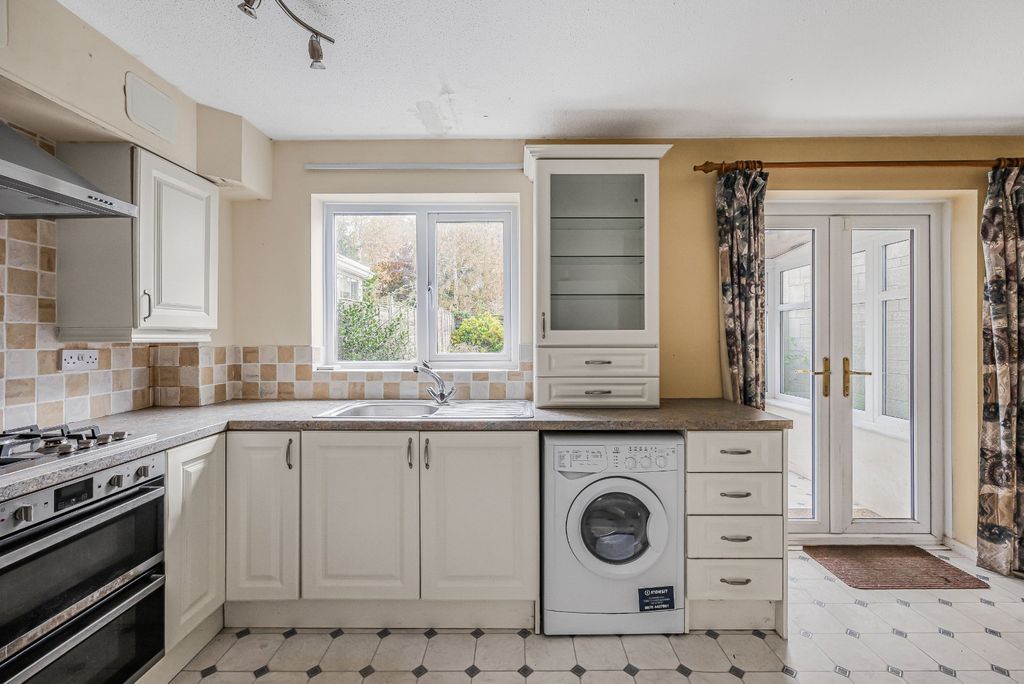 Property photo 2 of 16 Picture No. 08