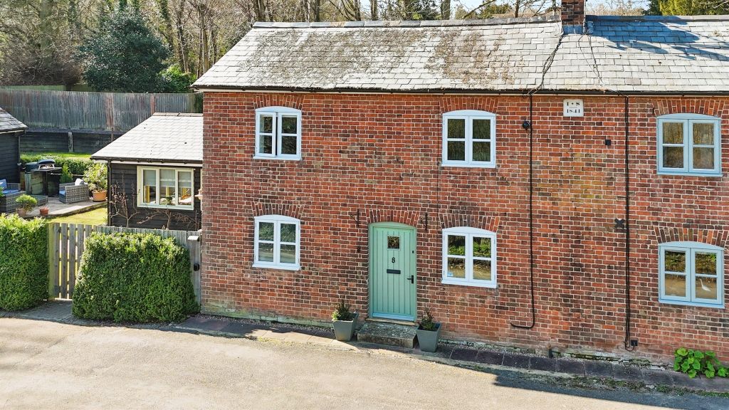 Property photo 1 of 18