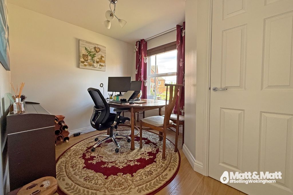 Property photo 3 of 11 3554037