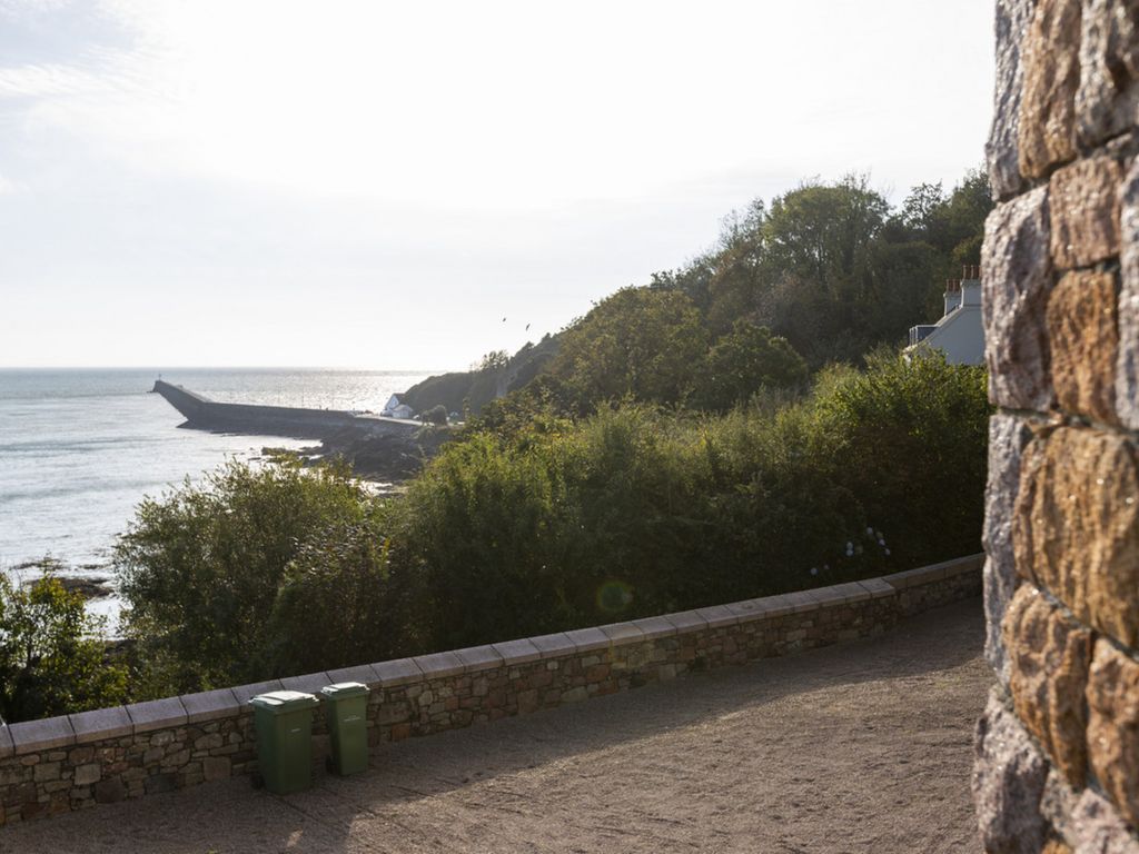 Additional image 12 of 8 bed detached house for saleLa Rue Du Flicquet, Jersey JE3