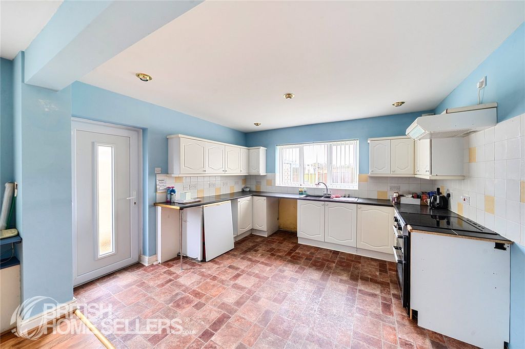 Property photo 2 of 16 Picture No. 22