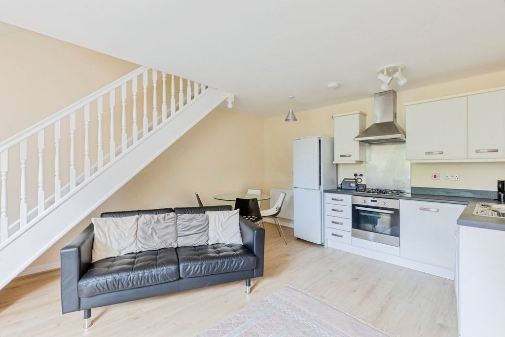 Property photo 3 of 11 Pbox-Img.Jpg