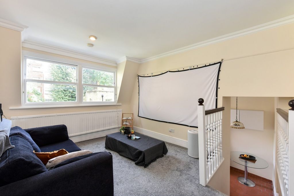 Property photo 1 of 8 Picture No. 01