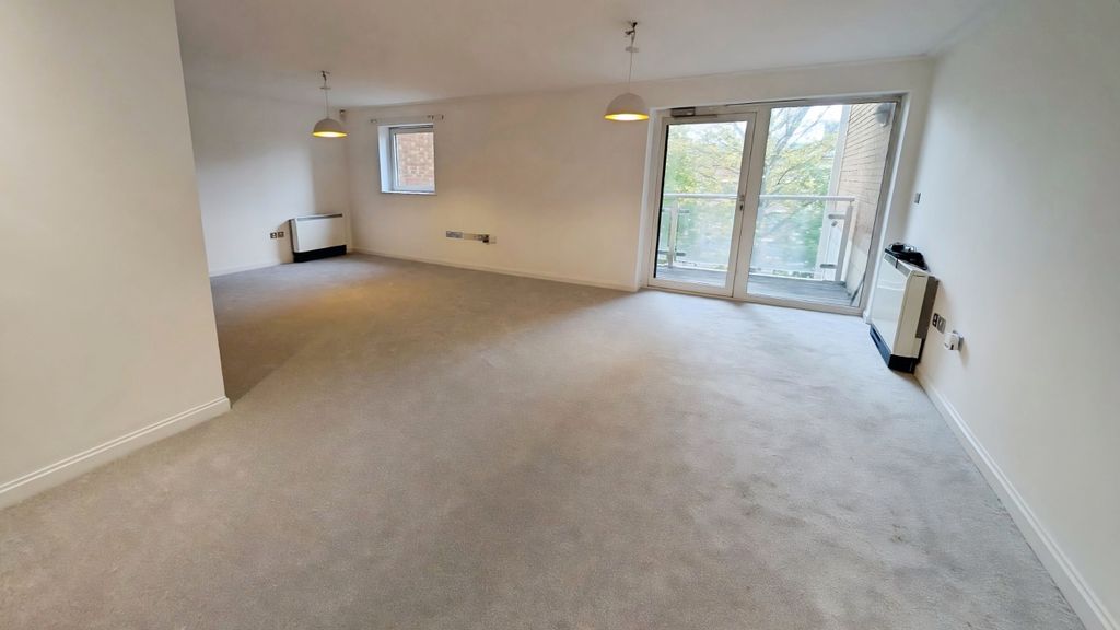 Property photo 2 of 8 5d216B43-Motion_Photo_2177783826013808678