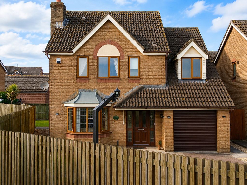 Property photo 1 of 32