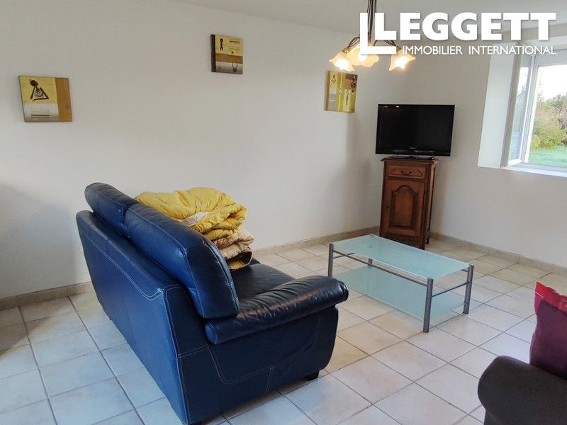 Property photo 3 of 10