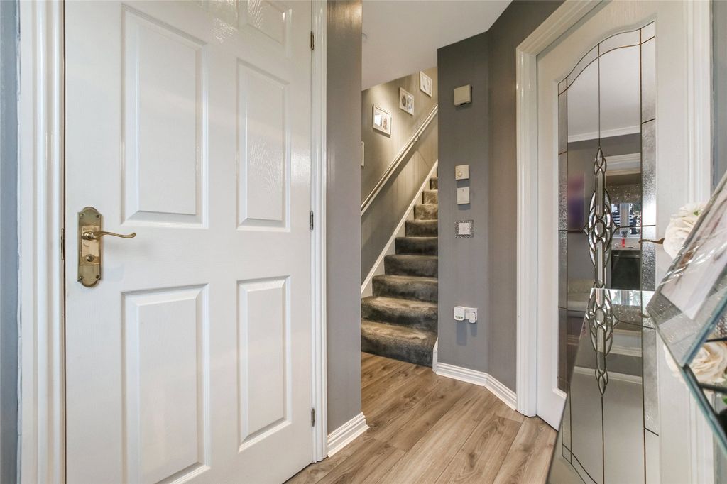 Property photo 2 of 21 Picture No. 02