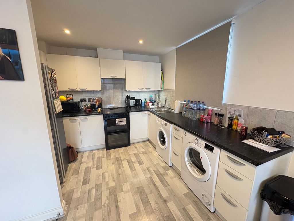 Property photo 2 of 10 Image