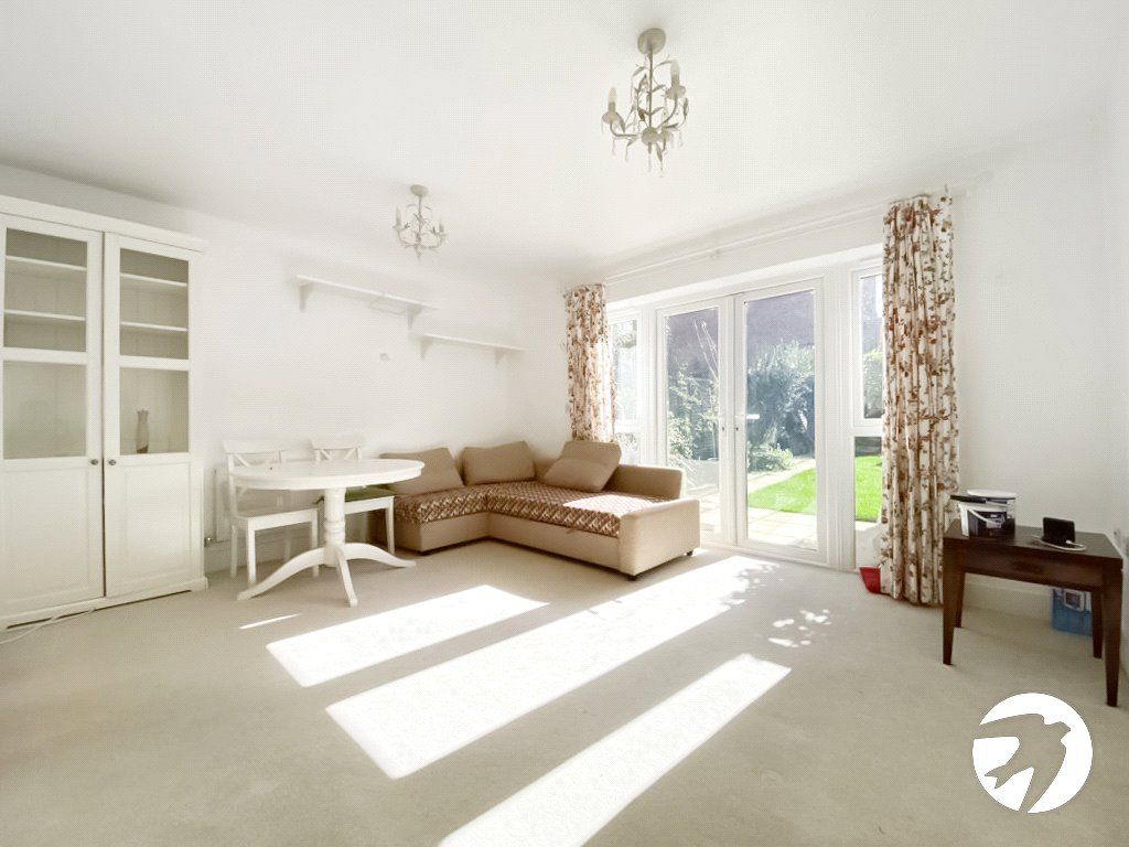 Property photo 1 of 8 Picture No. 06