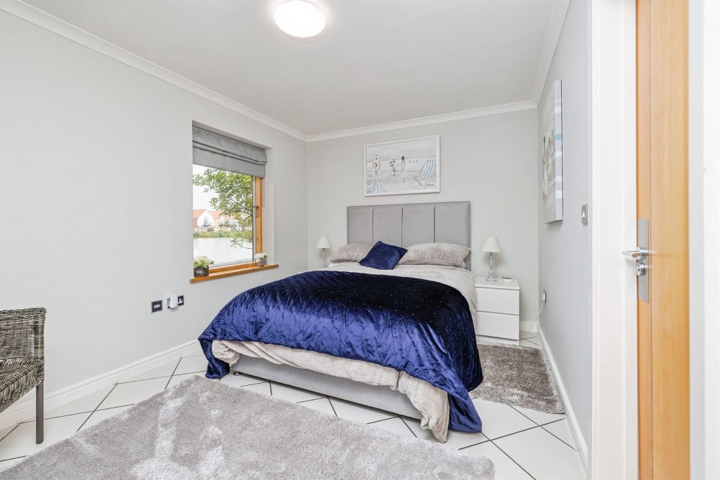 Additional image 11 of 2 bed flat for saleMarine Approach, Burton Waters, Lincoln LN1