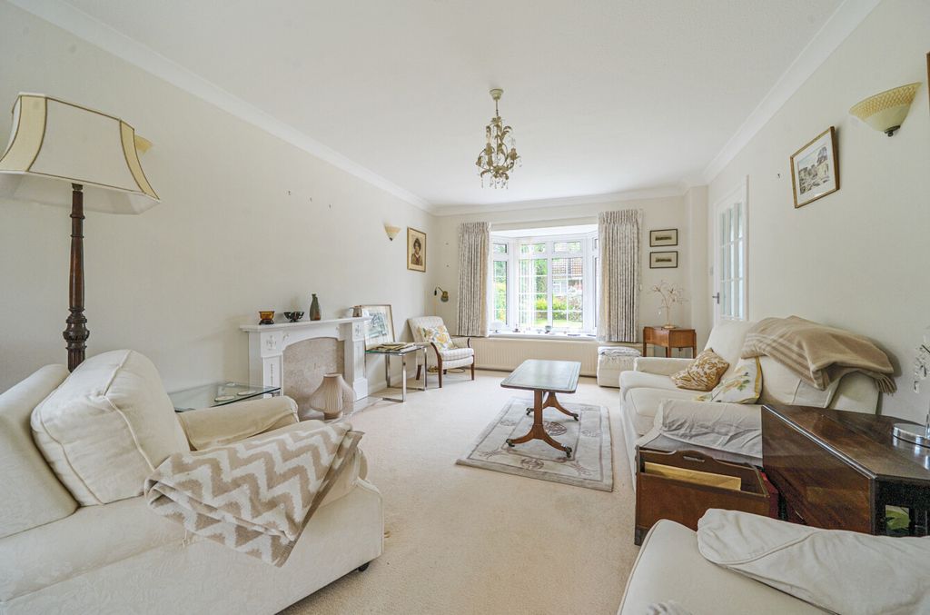 Property photo 2 of 14