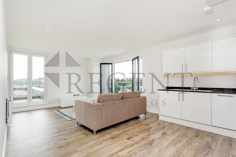 Property photo 2 of 8 Open Plan