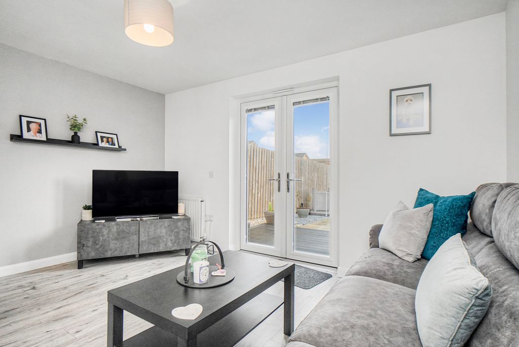 Property photo 3 of 15 Property Image 3