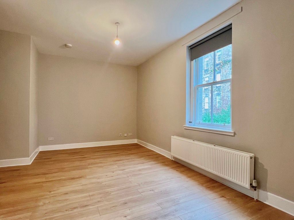 Property photo 3 of 11 Photo 3